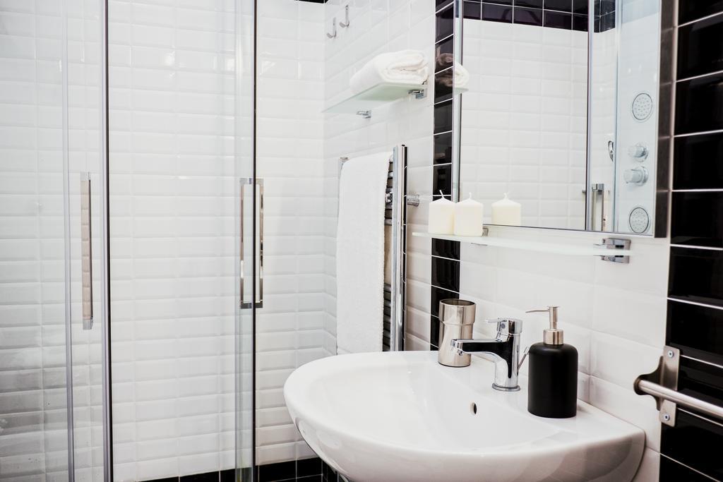 Bmga L Stylish Industrial Termini Apartment Rome Buitenkant foto