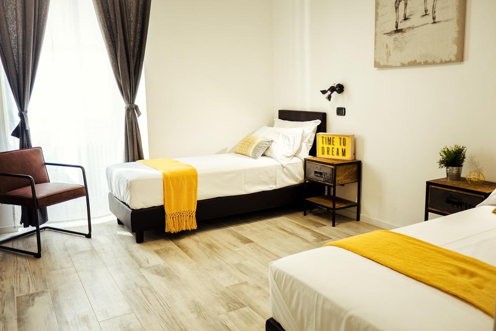 Bmga L Stylish Industrial Termini Apartment Rome Buitenkant foto
