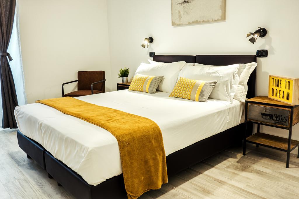 Bmga L Stylish Industrial Termini Apartment Rome Buitenkant foto